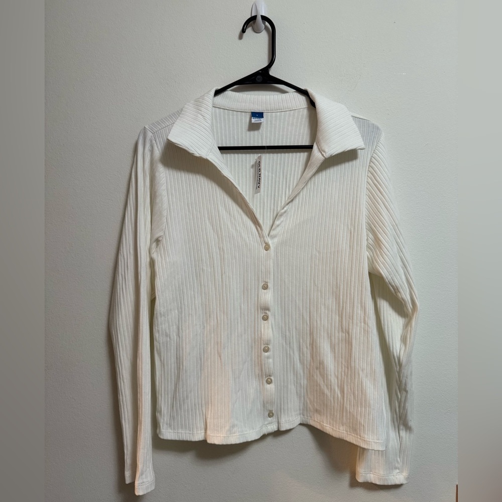 NEW - NWT -‎ Old Navy Cream Ribbed Button-Down Shirt